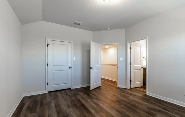 10351  Lynwood Crk Unit 101, San Antonio, TX 78245 — photo 17