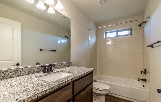 10351  Lynwood Crk Unit 101, San Antonio, TX 78245 — photo 22