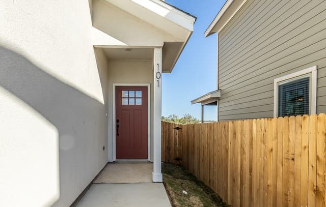 10351  Lynwood Crk Unit 101, San Antonio, TX 78245 — photo 3