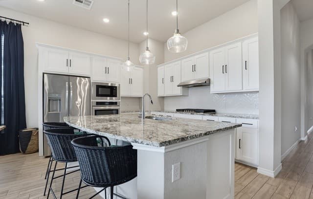 10131  Mitra Way, San Antonio, TX 78224 — photo 16