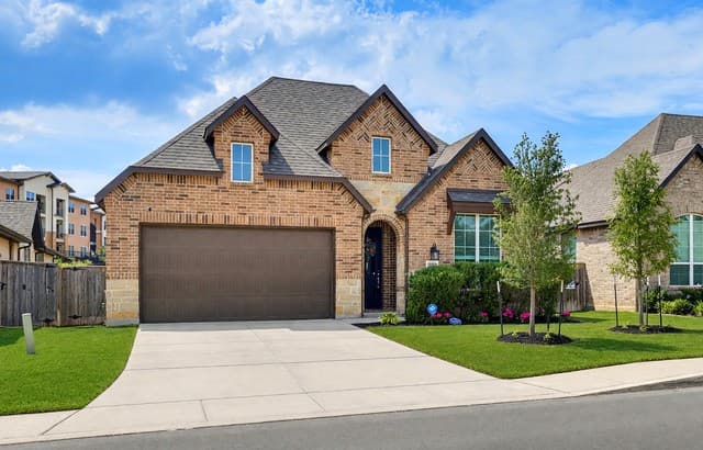 10131  Mitra Way, San Antonio, TX 78224 — photo 2