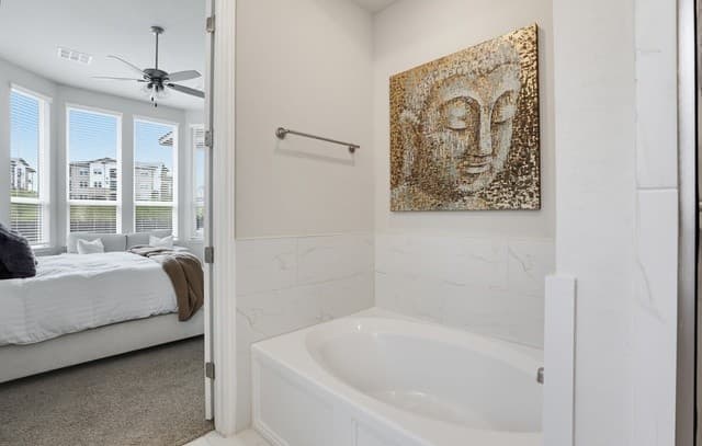 10131  Mitra Way, San Antonio, TX 78224 — photo 25