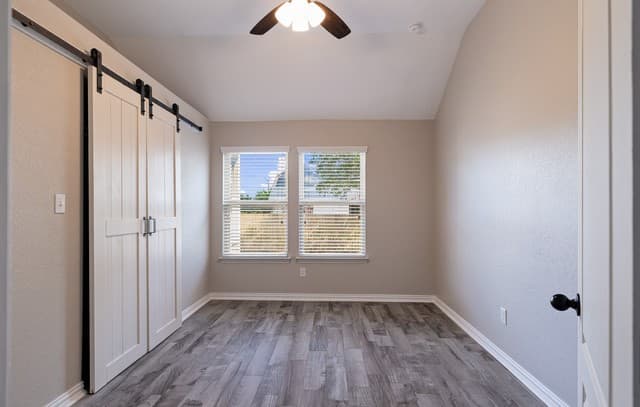 530  Rolling Grv, San Antonio, TX 78253 — photo 17