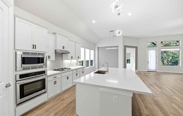 110  Stablewood Ct, Boerne, TX 78006 — photo 3