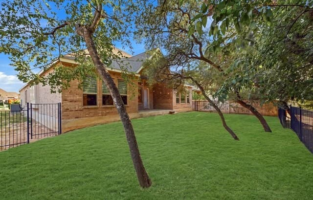 110  Stablewood Ct, Boerne, TX 78006 — photo 4