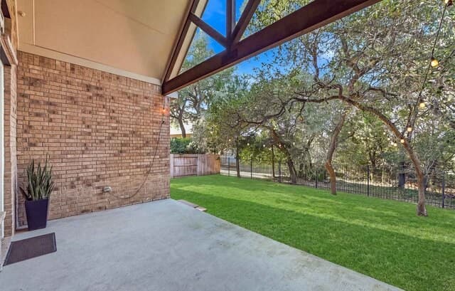 110  Stablewood Ct, Boerne, TX 78006 — photo 5