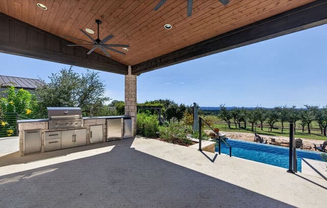 113  Greco Bend, Boerne, TX 78006 — photo 5