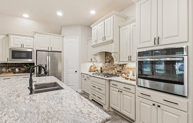 106  Coldwater Crk, Boerne, TX 78006 — photo 8
