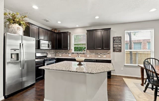 110  Gage Dr, Boerne, TX 78006 — photo 6