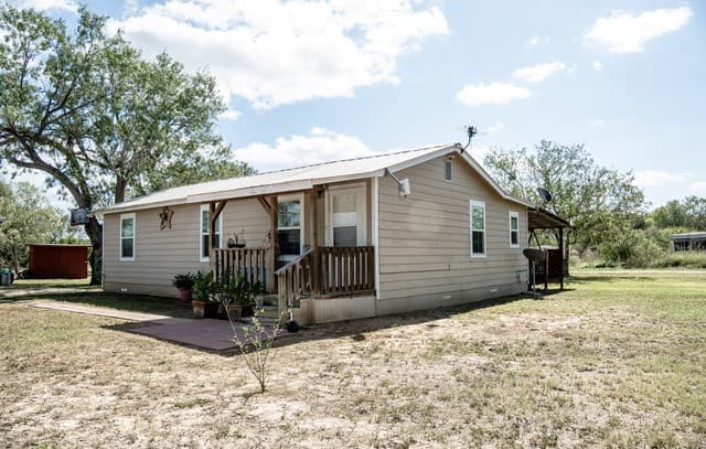 309  E Ave, Christine, TX 78012 — photo 19