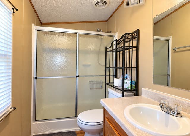 512 SW Hickey, Cotulla, TX 78014 — photo 13