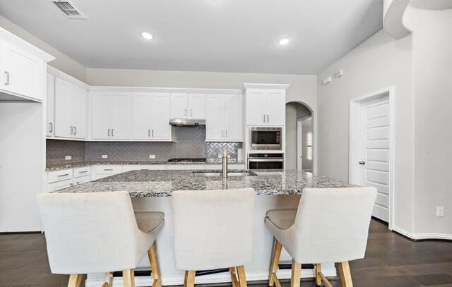 27823  Dana Creek Dr, Boerne, TX 78015 — photo 10