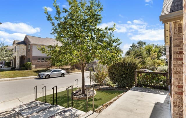 27823  Dana Creek Dr, Boerne, TX 78015 — photo 3