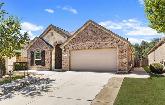 27823  Dana Creek Dr, Boerne, TX 78015 — photo 4