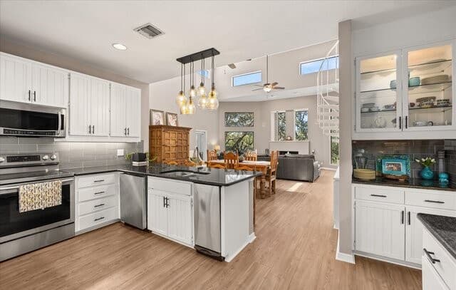 29335  No Le Hace, Fair Oaks Ranch, TX 78015 — photo 12