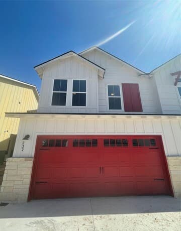 232 Sapphire Road