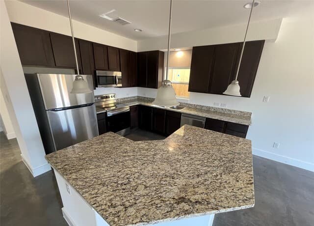 232  Sapphire Road, nan — photo 6