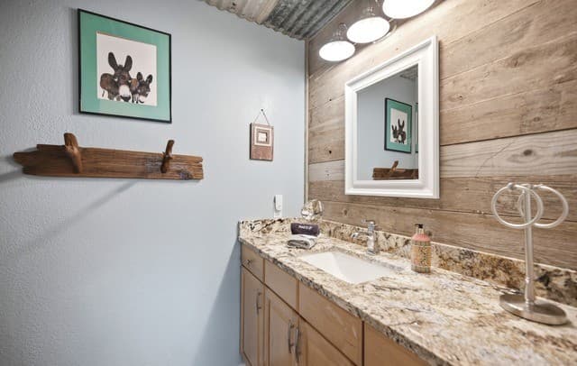 82  Guada Coma Drive Unit B, New Braunfels, TX 78130 — photo 23