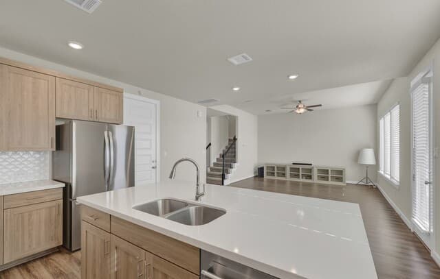 15418  IVORY HLS Hills, San Antonio, TX 78247 — photo 11