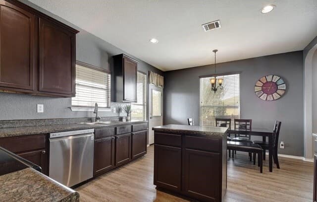 2234  Lakeline Drive, New Braunfels, TX 78130 — photo 11