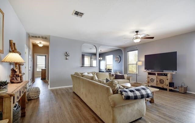 2234  Lakeline Drive, New Braunfels, TX 78130 — photo 6