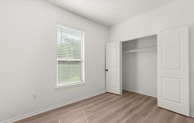 586  Creekside Circle, nan — photo 14