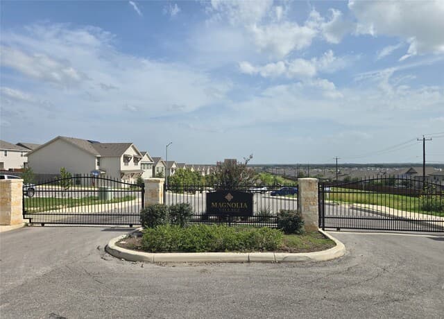7520 Magnolia Village Village Unit 101