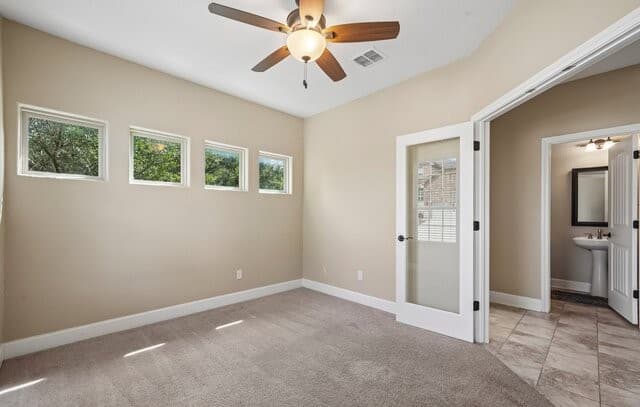 1086  Boulder Run, New Braunfels — photo 11