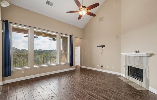 1086  Boulder Run, New Braunfels — photo 6