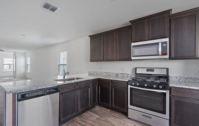 3940  Prairie Creek, New Braunfels, TX 78132 — photo 8