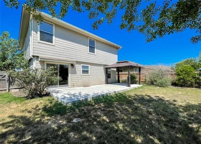2237  Stoneleigh Drive, nan — photo 25