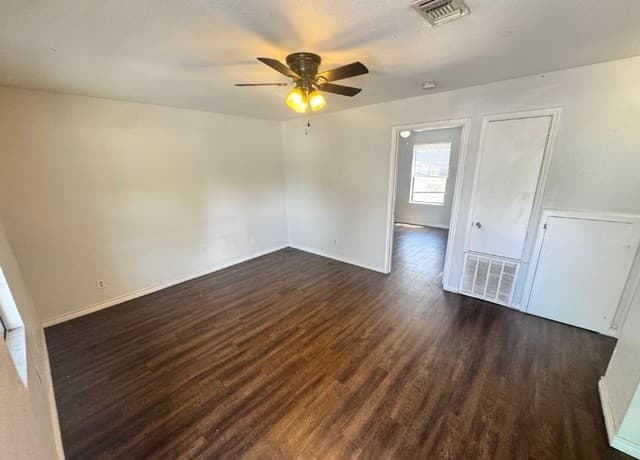 830 W Hutchins Place Unit 3