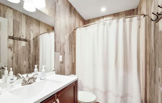 2591  Lakeshore Drive, Canyon Lake, TX 78133 — photo 12