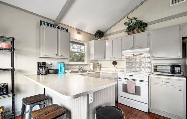 2591  Lakeshore Drive, Canyon Lake, TX 78133 — photo 8