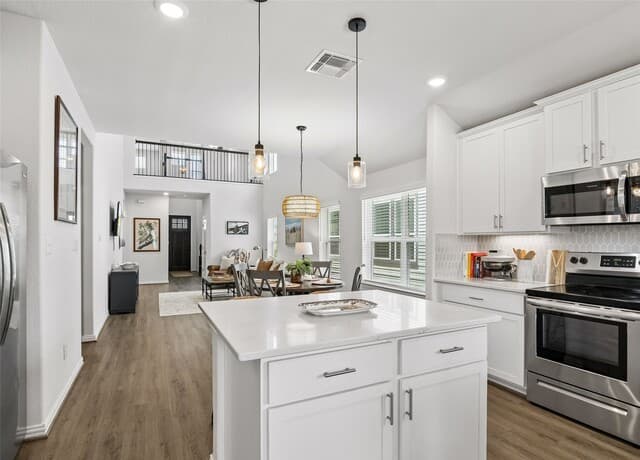 890  Casetta Trail Unit 9, New Braunfels, TX 78130 — photo 16
