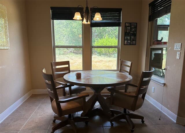 323  Mill Run, New Braunfels, TX 78132 — photo 4