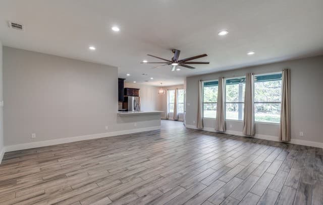 1848  tanglewood Trail, Spring Branch, TX 78070 — photo 4