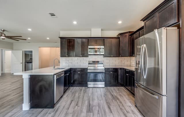 1848  tanglewood Trail, Spring Branch, TX 78070 — photo 5