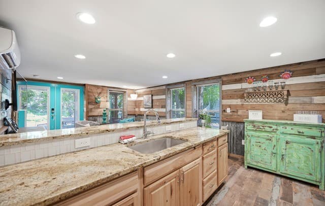 82  Guada Coma Drive Unit A, New Braunfels, TX 78130 — photo 16