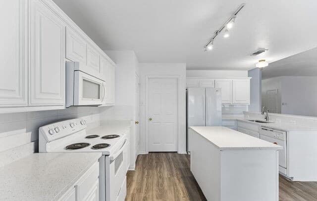 2148  Stonehaven, New Braunfels — photo 21