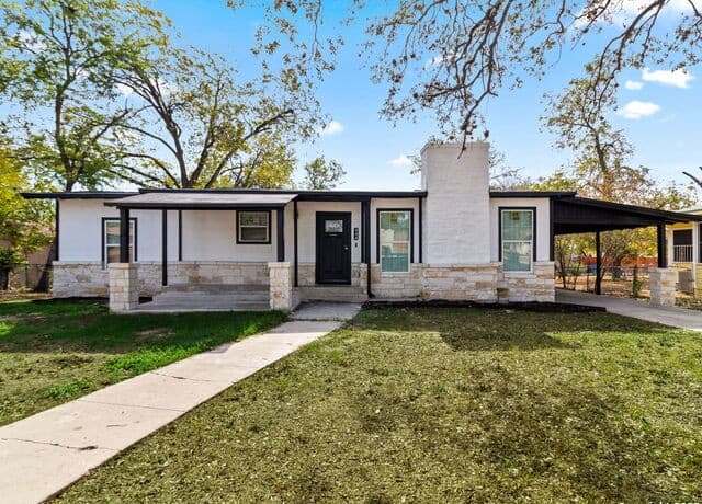 444 Beverly Dr