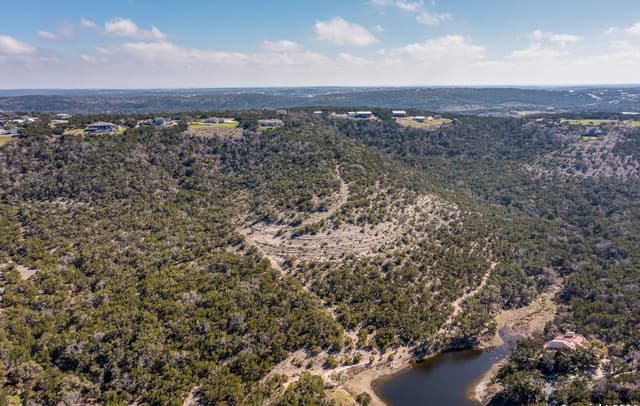 1081 Hillside View Dr
