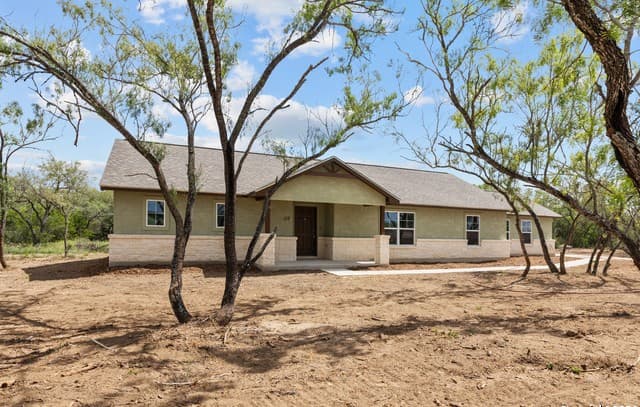 117 Sylas Hayes Loop