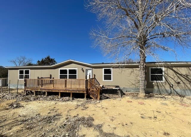 1095 Scenic Dr.