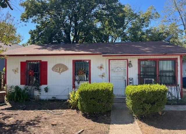 229 Juanita Ave