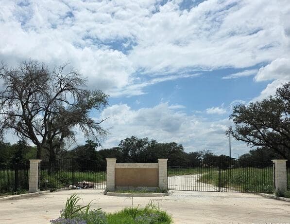 LOT 19 Swans Landing