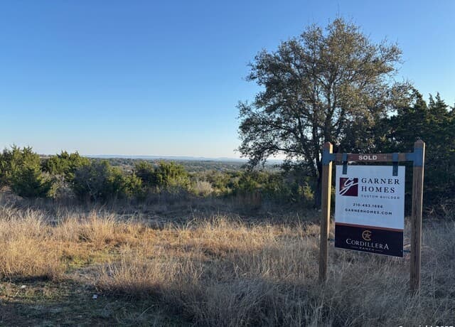 4 Meridian, Boerne, TX 78006