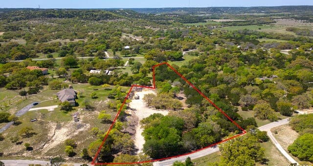 421 Lake Side Cir, Boerne, TX 78006