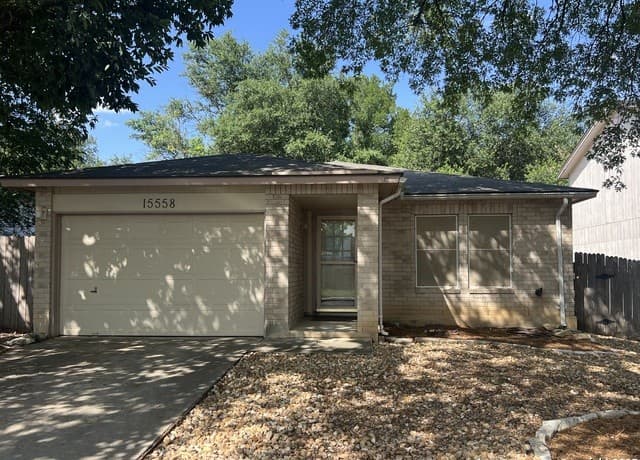 15558 Knollmeadow