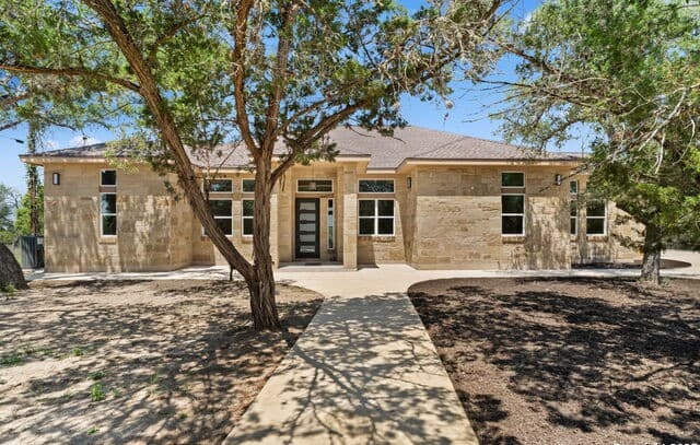 1424 Cattail Dr